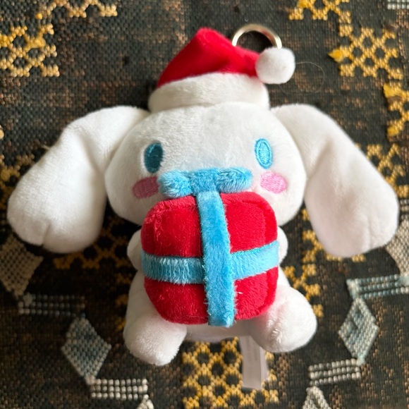 NWOT Cinnamoroll X Tous Les Jours cake topper purse charm - Picture 4 of 8